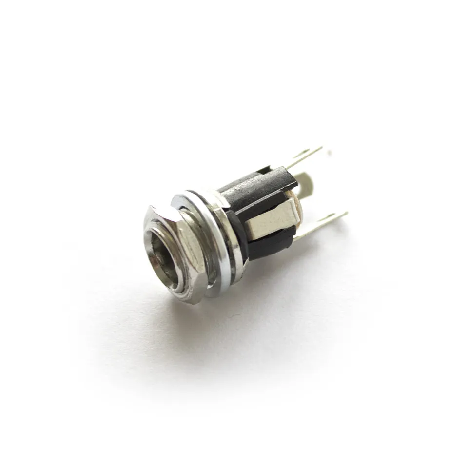 hifiberry-hohlstecker-buchse-5-5-2-1mm-stromanschluss image 1